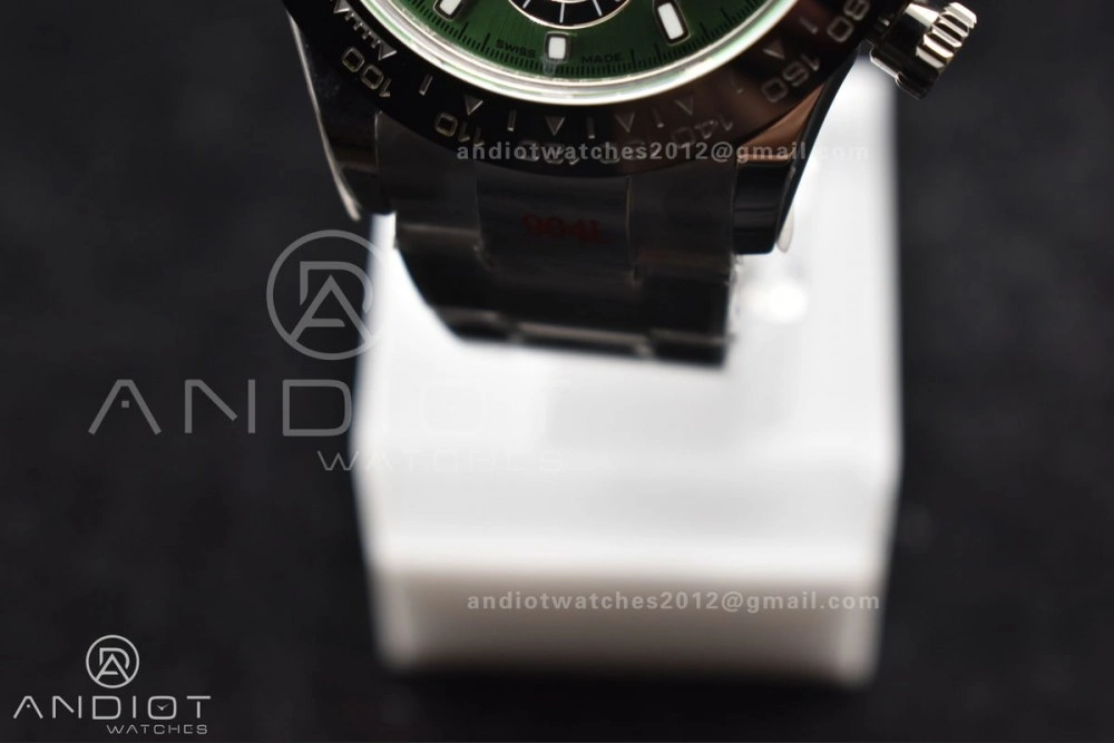 Daytona IPK 1:1 Best Edition 904L SS Case and Bracelet Green Dial Black Ceramic Bezel SA4130