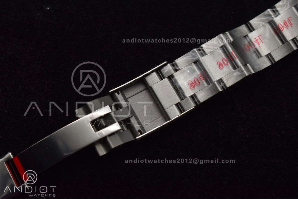 Explorer II 42mm 226570 904L SS Clean 1:1 Best Edition Black Dial on Bracelet DD3285