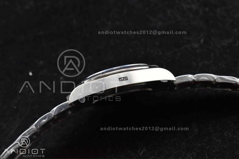 Explorer II 42mm 226570 Black 904L SS GMF 1:1 Best Edition White Dial On Bracelet VR3285 CHS