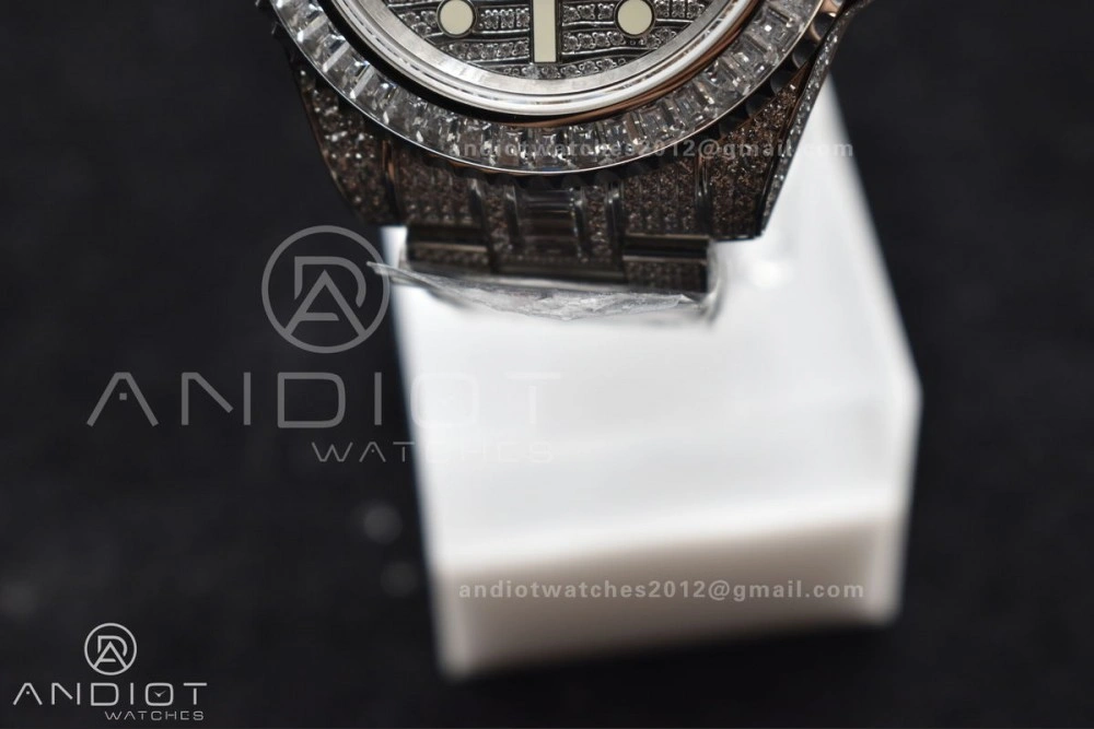 GMT 40mm Full Diamonds SS AMGF Best Edition Diamond Dial On Bracelet On VR3186