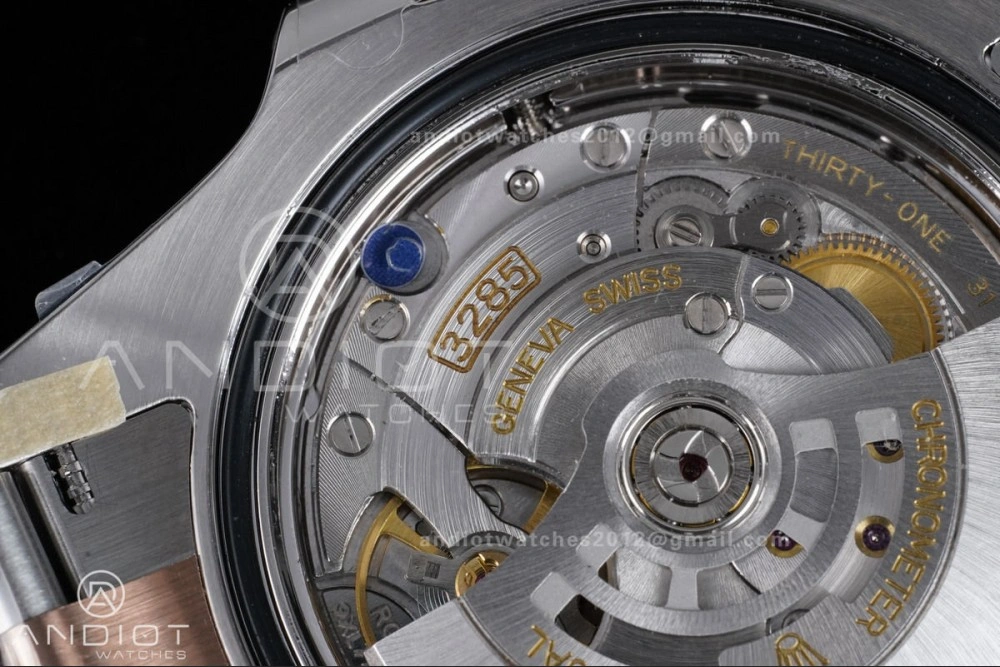 GMT Master II 126711 CHNR 904L SS ARF 1:1 Best Edition on SS RG Bracelet New SH3285 V2