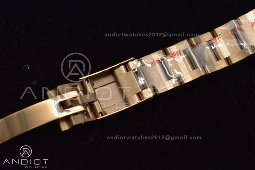 GMT-Master II 126715CHNR Black Red Ceramic Clean Factory Best Edition on SS RG Bracelet DD3285 CHS