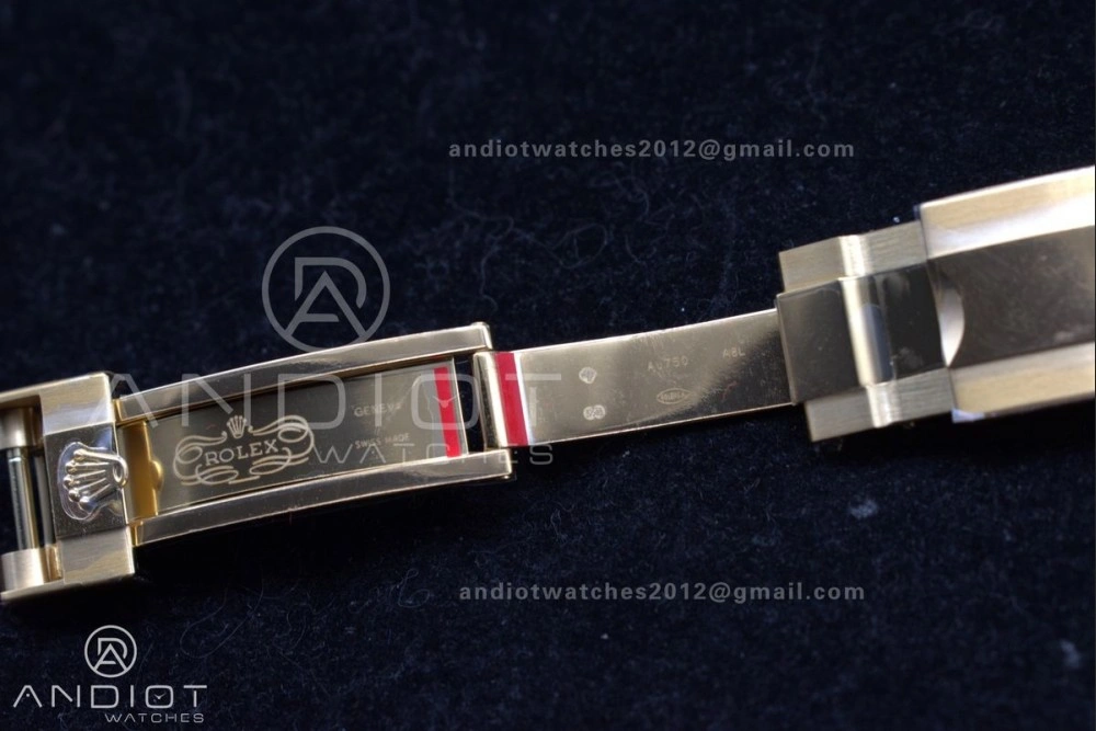 GMT Master II 126718 GRNR Clean 1:1 Best Edition Black Dial on YG Jubilee Bracelet DD3285 CHS