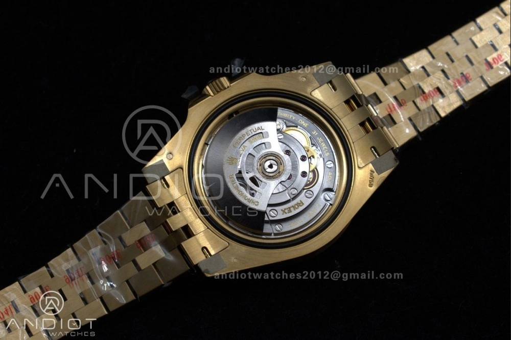 GMT Master II 126718 GRNR Clean 1:1 Best Edition Black Dial on YG Jubilee Bracelet DD3285 CHS