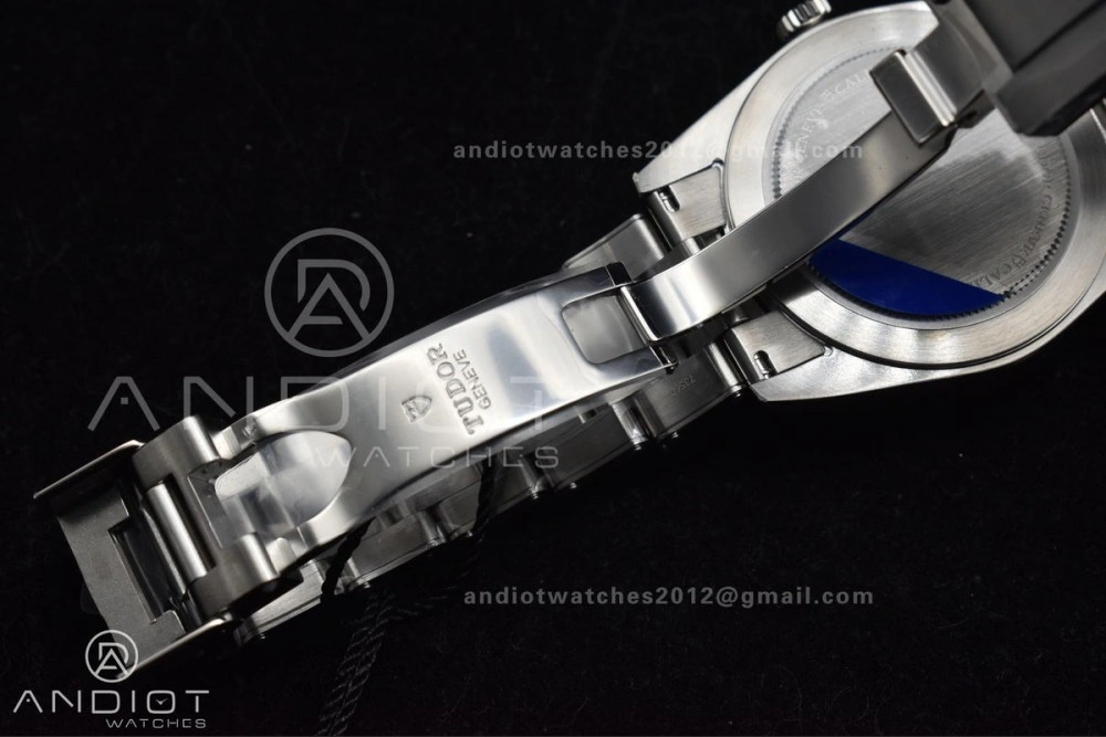 Heritage Black Bay 37mm SS ZF 1:1 Best Edition Black Dial on SS Bracelet A2824