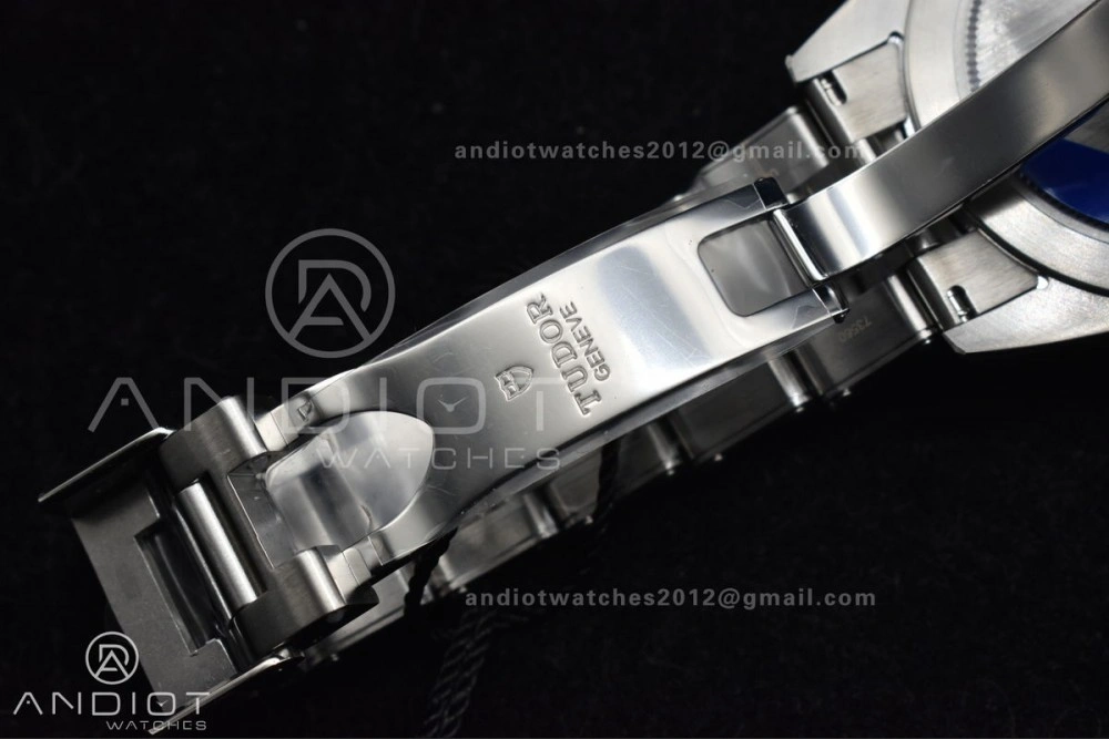 Heritage Black Bay 37mm SS ZF 1:1 Best Edition Black Dial on SS Bracelet A2824