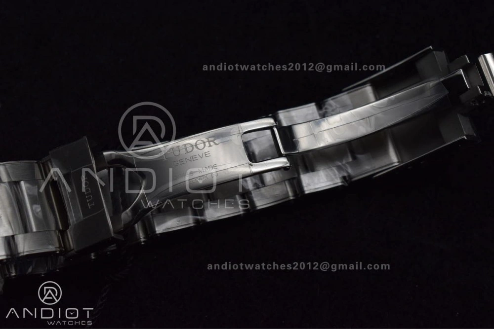 Heritage Black Bay Blue Bezel ZF 1:1 Best Edition on SS Bracelet A2824 V5