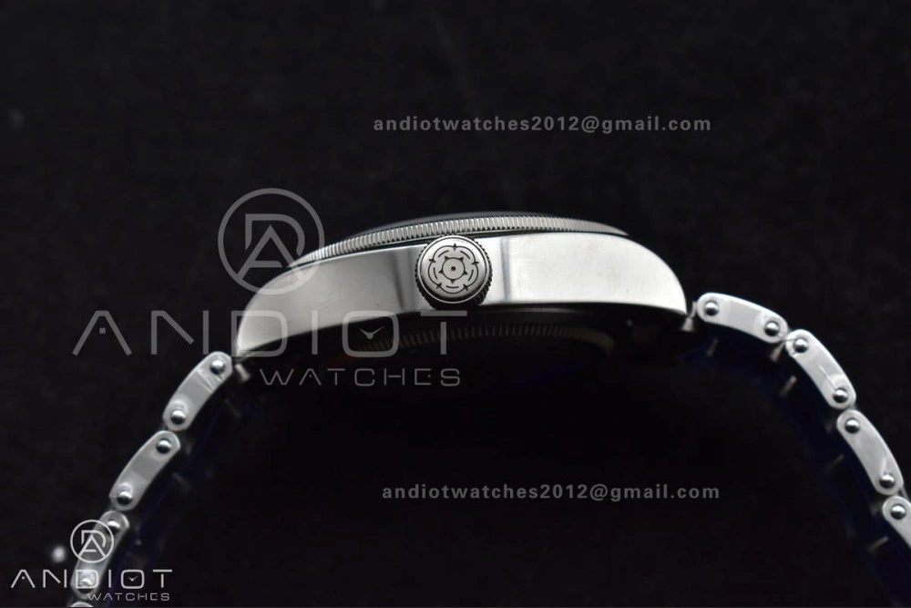 Heritage Black Bay Blue Bezel ZF 1:1 Best Edition on SS Bracelet A2824 V5