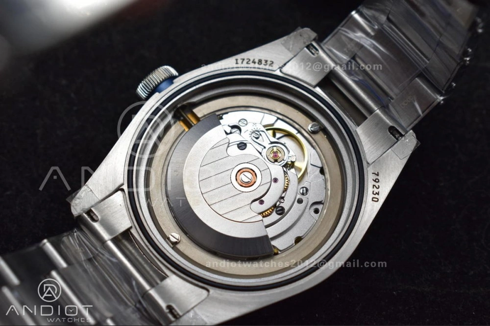 Heritage Black Bay Blue Bezel ZF 1:1 Best Edition on SS Bracelet A2824 V5