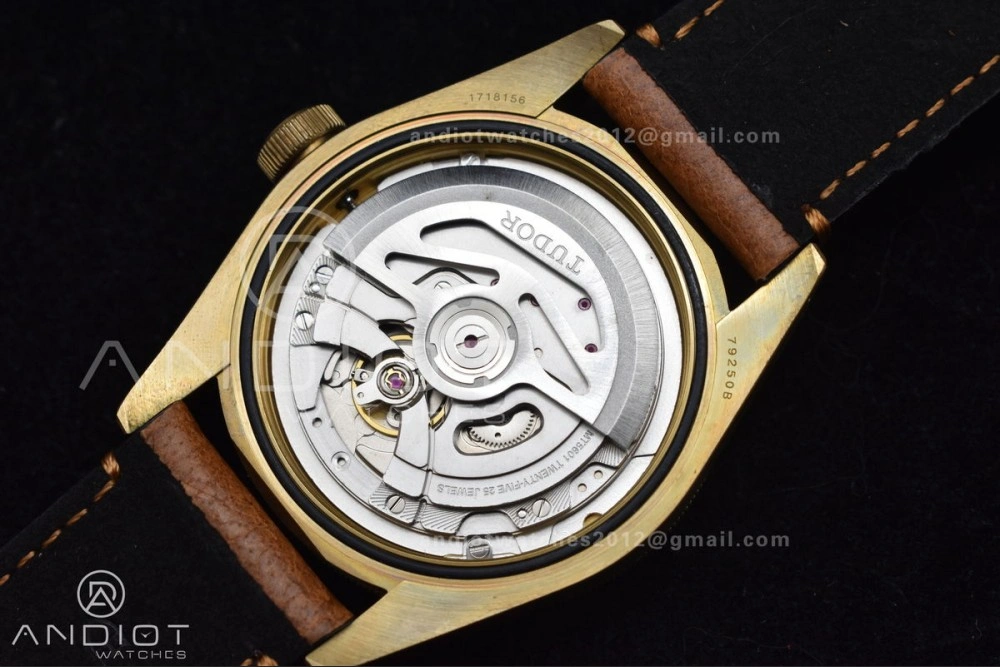 Heritage Black Bay Bronze Blue XF 1:1 Best Edition on Aged Brown Leather Strap A2824 V3 (Free Nato Strap)