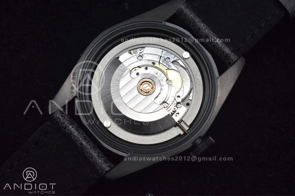 Heritage Black Bay Dark DLC ZF 1:1 Best Edition Black Bezel on Distressed Leather Strap A2824 V5