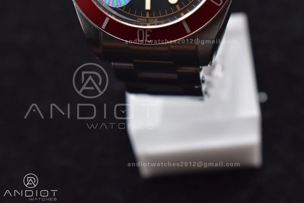 Heritage Black Bay Red Bezel ZF 1:1 Best Edition on SS Bracelet A2824
