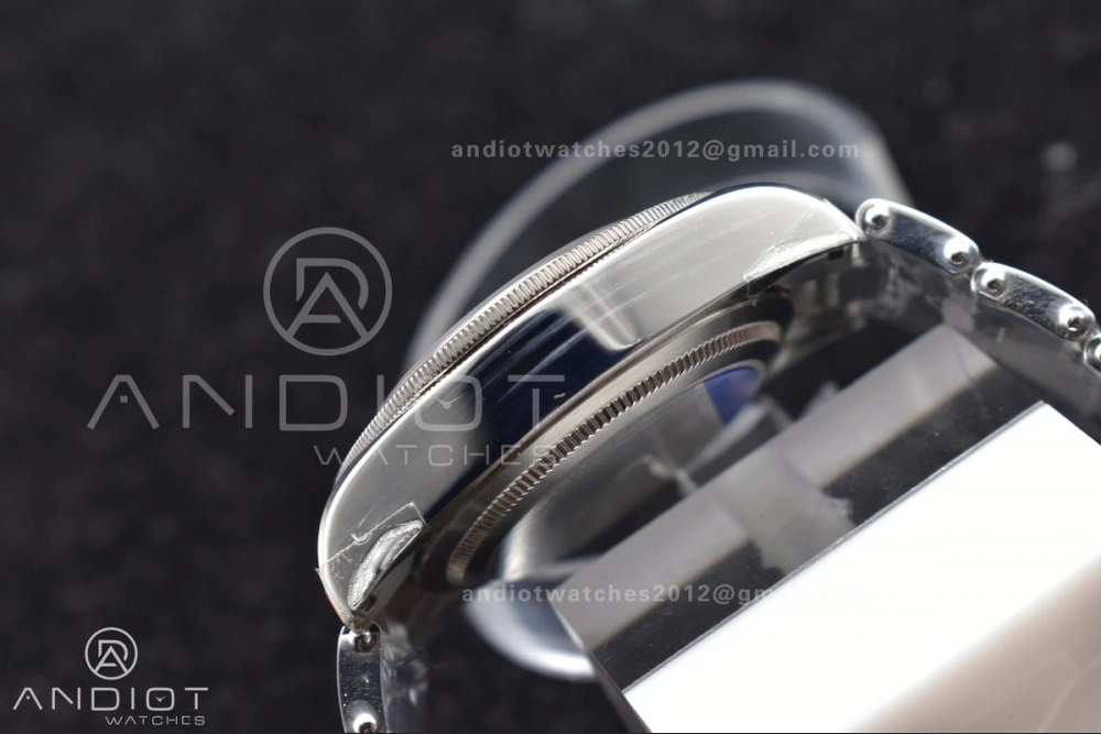 Heritage Black Bay Red Bezel ZF 1:1 Best Edition on SS Bracelet A2824