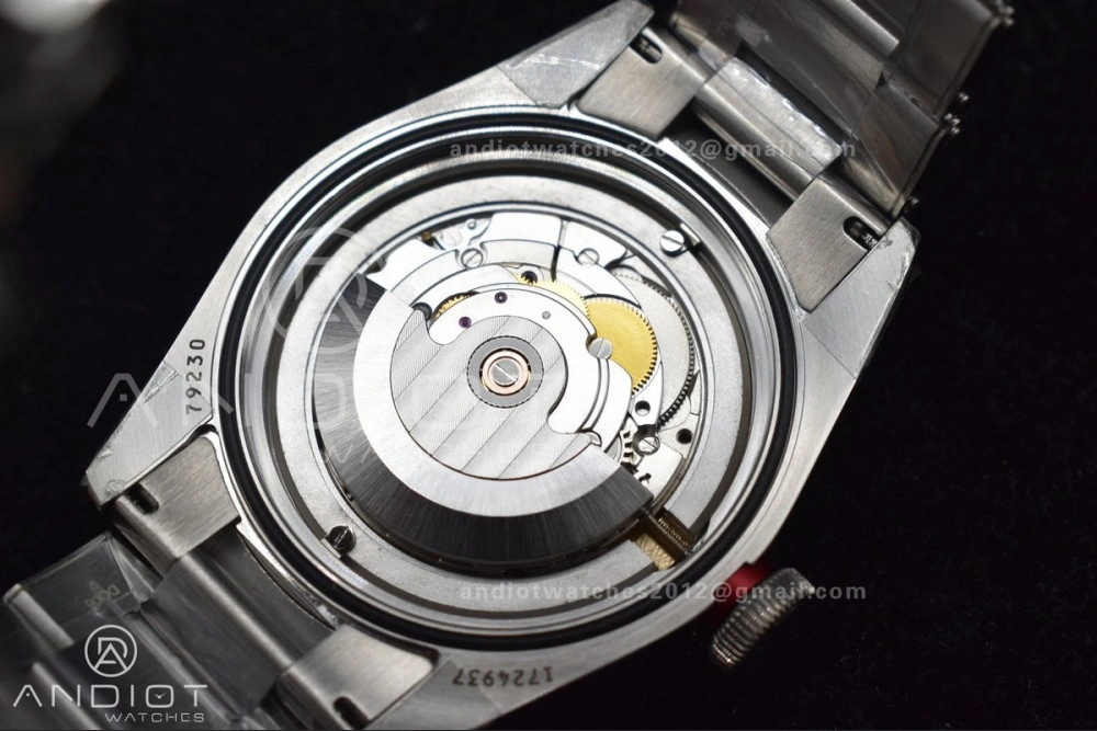 Heritage Black Bay Red Bezel ZF 1:1 Best Edition on SS Bracelet A2824