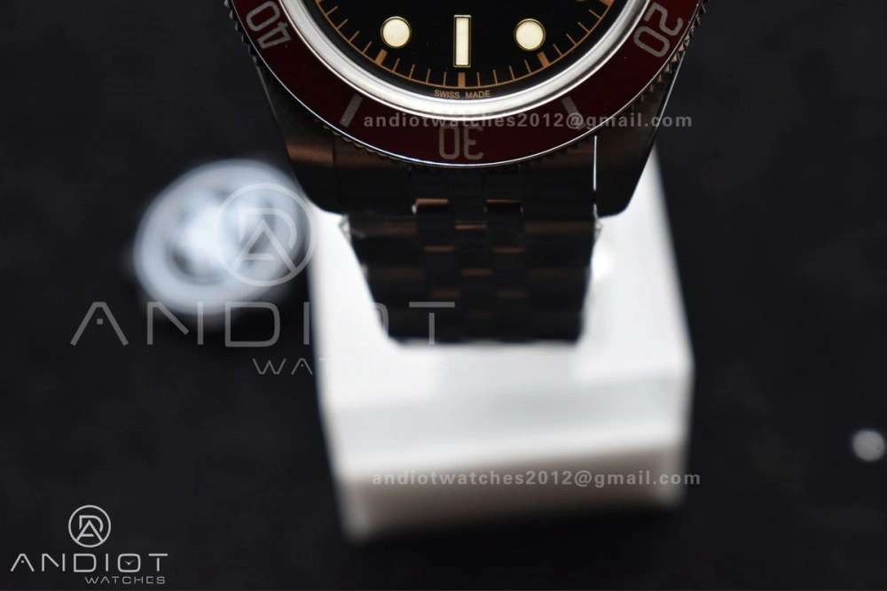Heritage Black Bay Red Bezel ZF 1:1 Best Edition on SS Jubilee Bracelet A2824