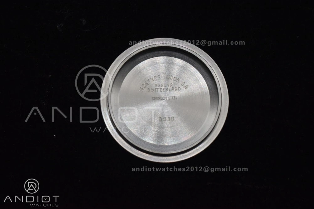 Heritage Black Bay Red Bezel ZF 1:1 Best Edition on SS Jubilee Bracelet A2824