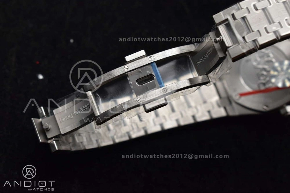 Lady Royal Oak 33mm 67651 SS Diamond Bezel V7F 1:1 Blue Textured Dial on SS Bracelet Ronda Quartz to AP Cal.2713