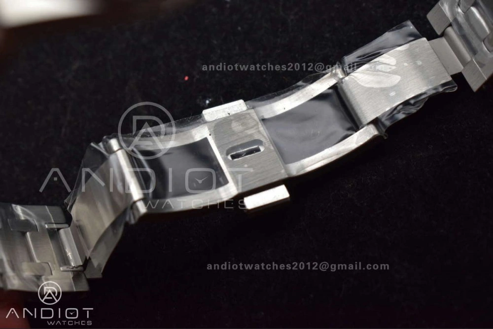 Lady Royal Oak 33mm 67651 SS Diamond Bezel V7F 1:1 Blue Textured Dial on SS Bracelet Ronda Quartz to AP Cal.2713