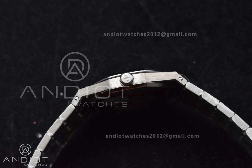 Lady Royal Oak 33mm 67651 SS Diamond Bezel V7F 1:1 White Textured Dial On Stainless Strap Ronda Quartz to AP Cal.2713
