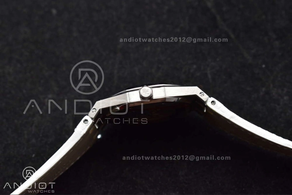 Lady Royal Oak 33mm 67651 SS Diamond Bezel V7F 1:1 White Textured Dial On White Croco Leather Strap Ronda Quartz to AP Cal.2713