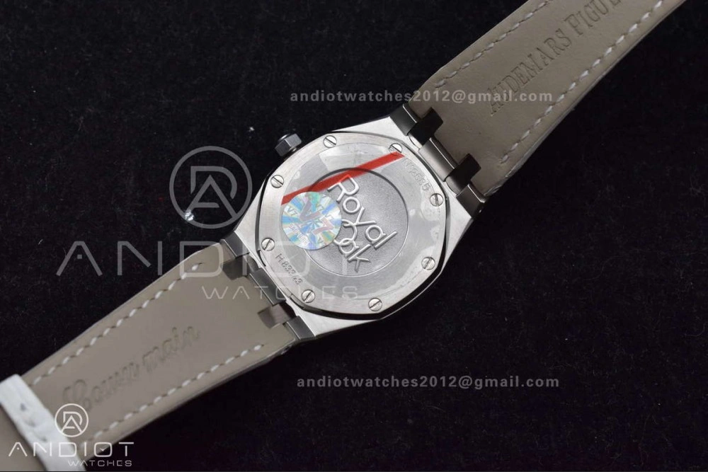 Lady Royal Oak 33mm 67651 SS Diamond Bezel V7F 1:1 White Textured Dial On White Croco Leather Strap Ronda Quartz to AP Cal.2713