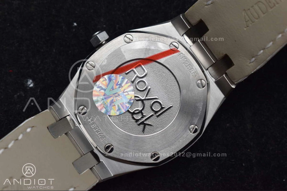 Lady Royal Oak 33mm 67651 SS Diamond Bezel V7F 1:1 White Textured Dial On White Croco Leather Strap Ronda Quartz to AP Cal.2713