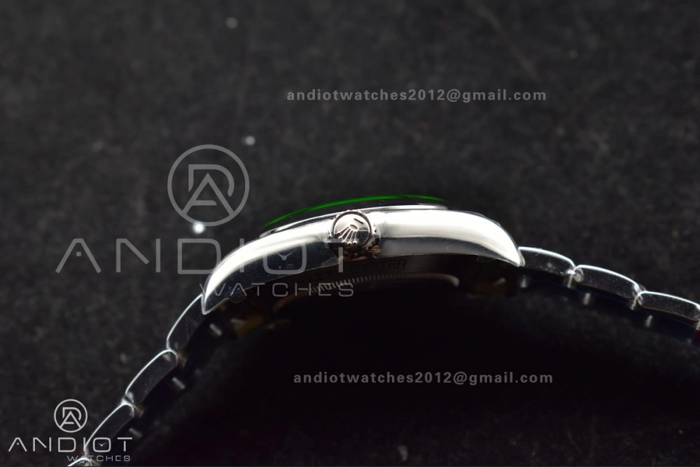 Milgauss 116400 GV Real Green Sapphire 904L SS VSF 1:1 Best Edition Black Dial on 904L SS Bracelet SA3131
