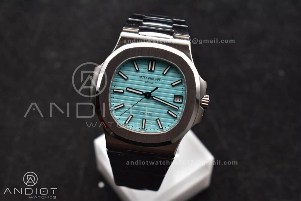 Nautilus 5711 3KF 1:1 Best Edition Tiffany Blue Dial on SS Bracelet A324 Super Clone V2