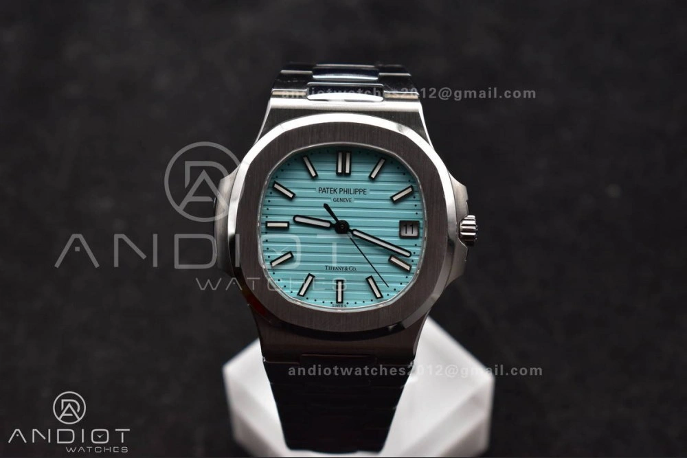 Nautilus 5711 3KF 1:1 Best Edition Tiffany Blue Dial on SS Bracelet A324 Super Clone V2