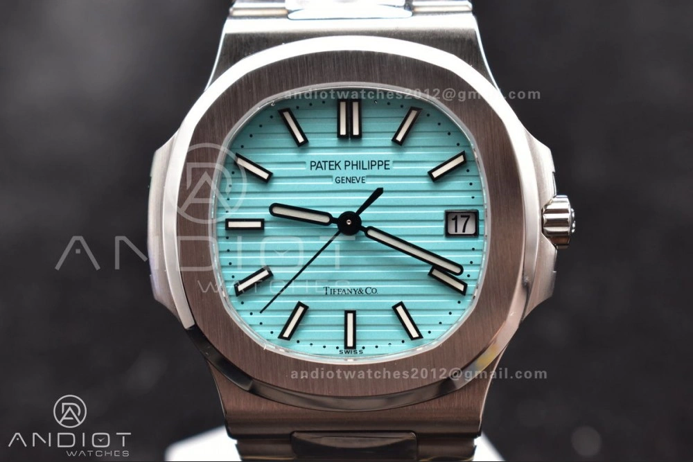 Nautilus 5711 Tiffany GRF 1:1 Best Edition Tiffany Blue Dial on SS Bracelet 324CS