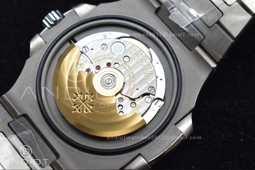 Nautilus 5711 Tiffany GRF 1:1 Best Edition Tiffany Blue Dial on SS Bracelet 324CS