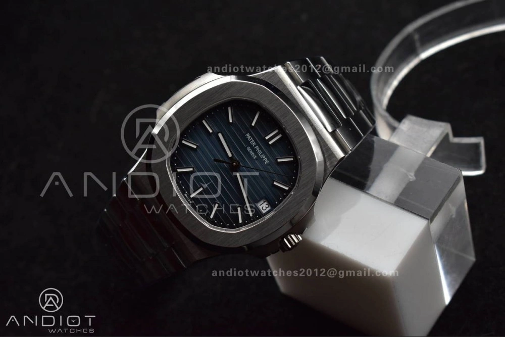 Nautilus 5711 1A 3KF 1:1 Best Edition Blue Textured Dial on SS Bracelet A324 Super Clone V2