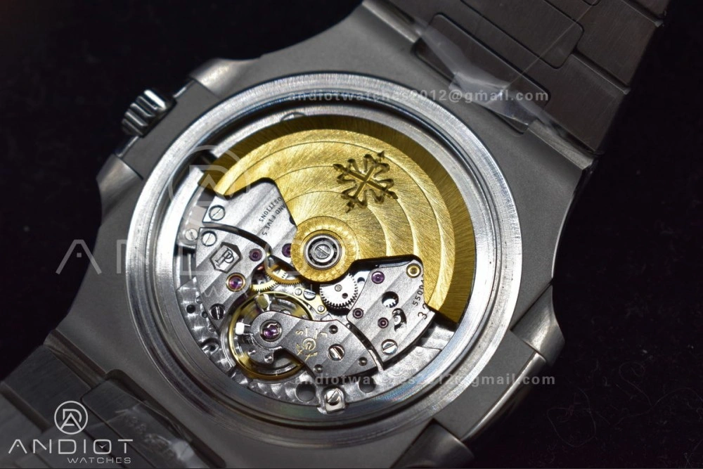 Nautilus 5711 1A 3KF 1:1 Best Edition Green Textured Dial On SS Bracelet A324 Super Clone V2