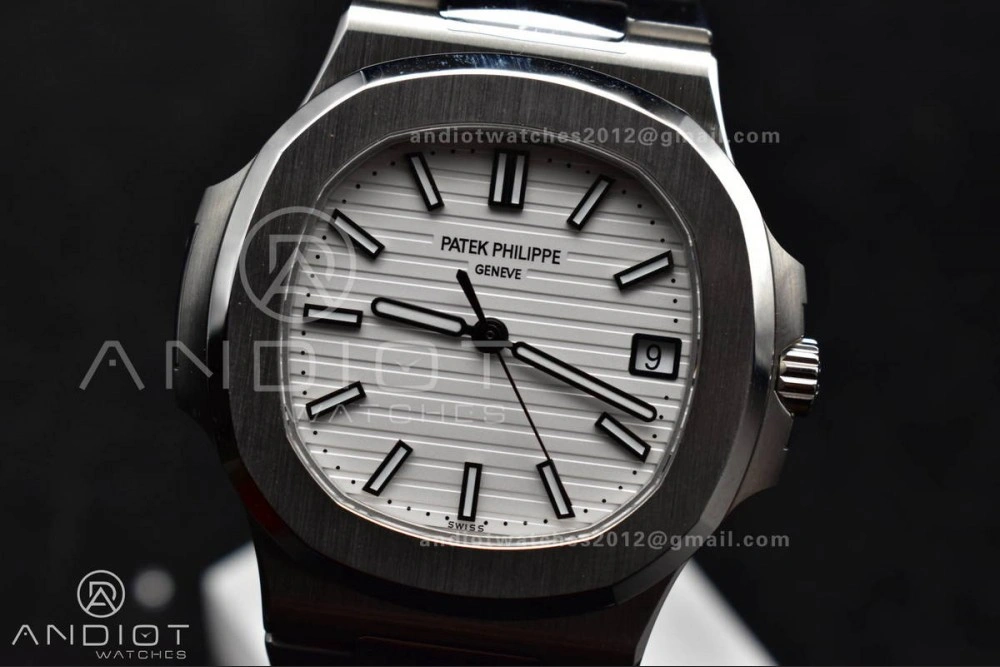 Nautilus 5711 1A 3KF 1:1 Best Edition White Textured Dial on SS Bracelet A324 Super Clone V2