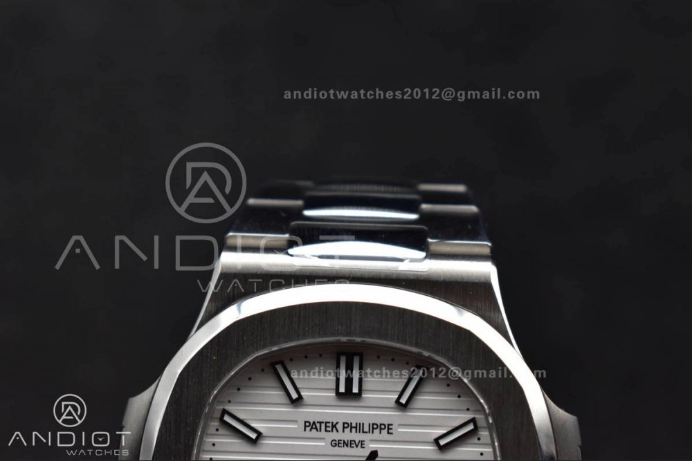 Nautilus 5711 1A 3KF 1:1 Best Edition White Textured Dial on SS Bracelet A324 Super Clone V2