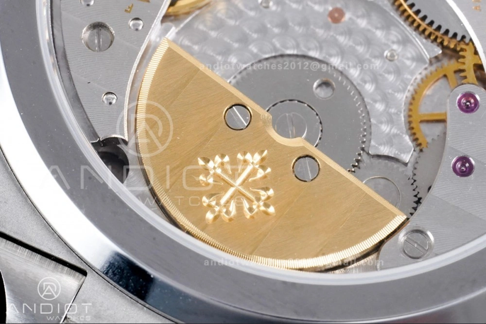 Nautilus 5712 SS PPF 1:1 Best Edition Blue Dial on SS Bracelet PPF240 Super Clone V4