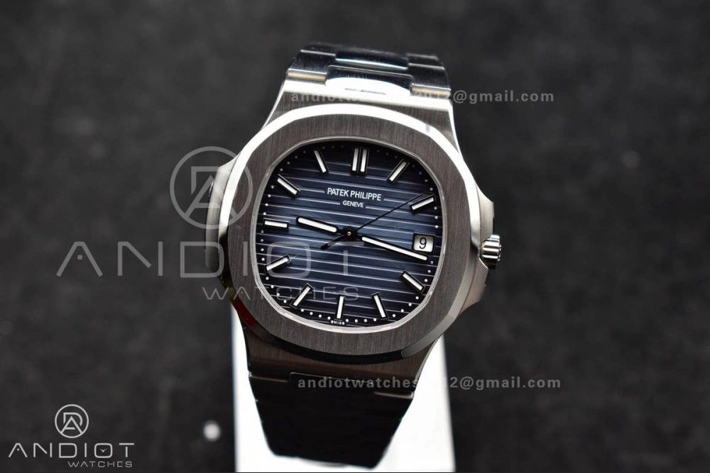 Nautilus 5811 1A 3KF 1:1 Best Edition Blue Textured Dial on SS Bracelet A330 Super Clone