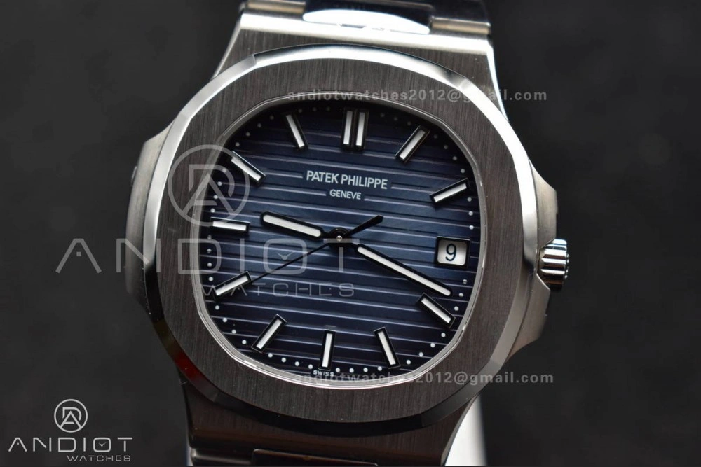 Nautilus 5811 1A 3KF 1:1 Best Edition Blue Textured Dial on SS Bracelet A330 Super Clone