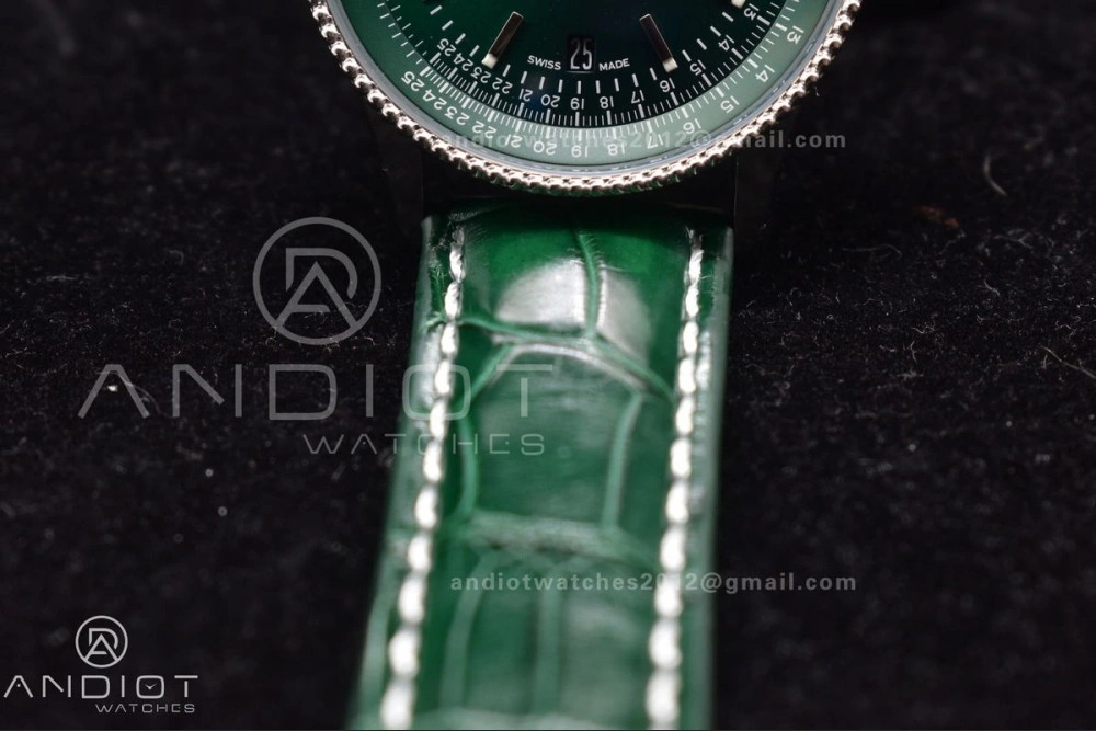 Navitimer  41mm TF 1:1 Best Edition Green Dial on Leather A2824