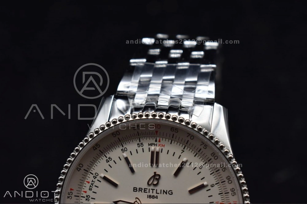 Navitimer 1 SS V7F 1:1 Best Edition RG Bezel White Dial on SS Bracelet A2824