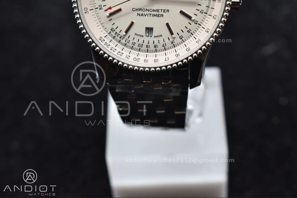 Navitimer 1 SS V7F 1:1 Best Edition RG Bezel White Dial on SS Bracelet A2824