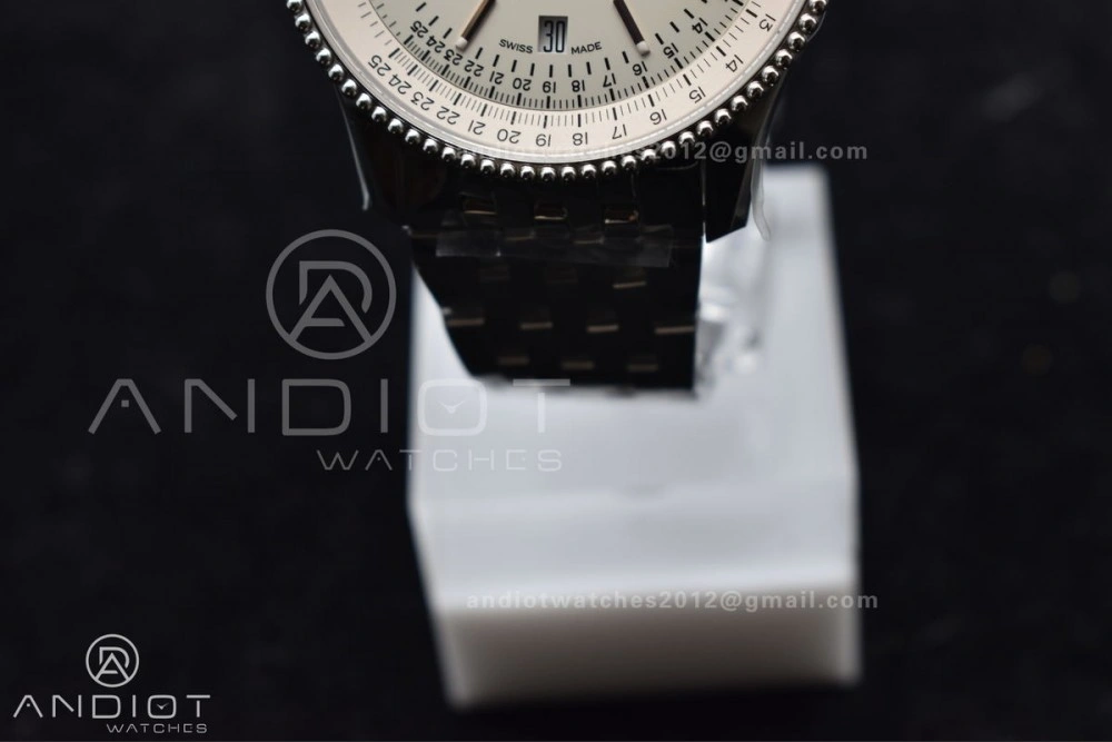 Navitimer 1 SS V7F 1:1 Best Edition RG Bezel White Dial on SS Bracelet A2824