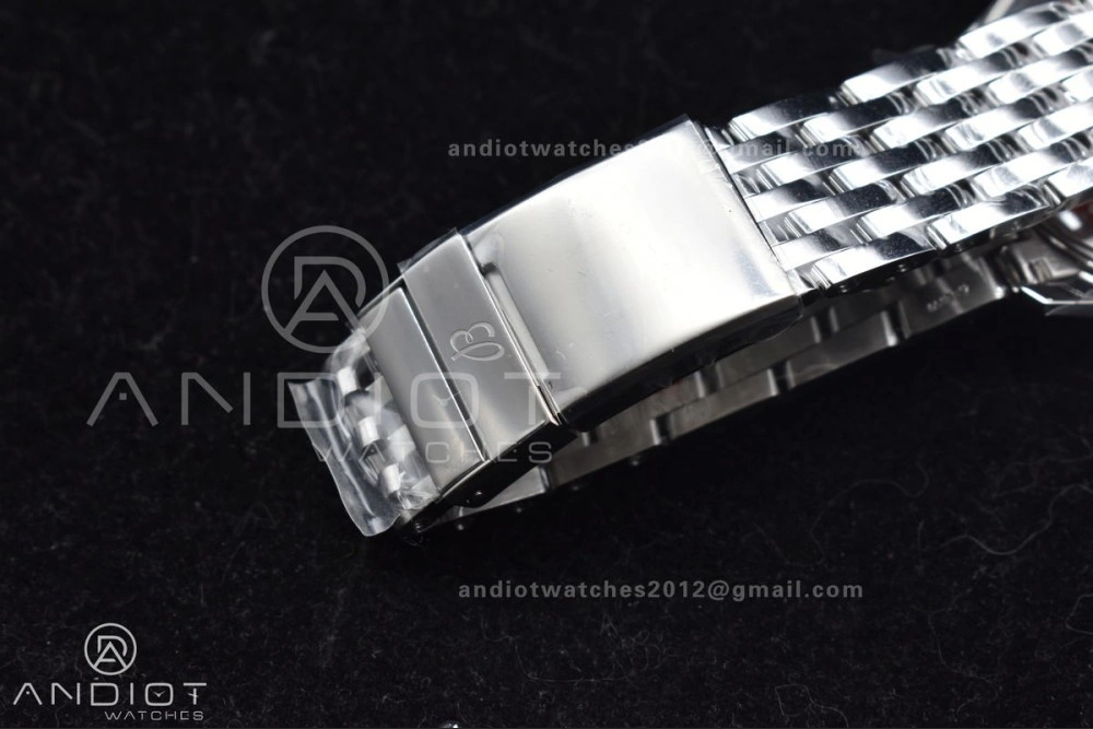 Navitimer 1 SS V7F 1:1 Best Edition RG Bezel White Dial on SS Bracelet A2824