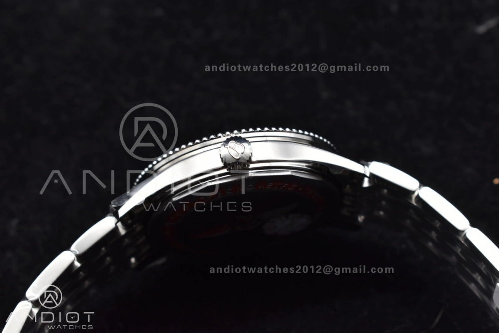 Navitimer 1 SS V7F 1:1 Best Edition RG Bezel White Dial on SS Bracelet A2824