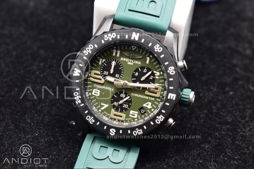 OF Factory Breilting Endurance Pro 44mm Green