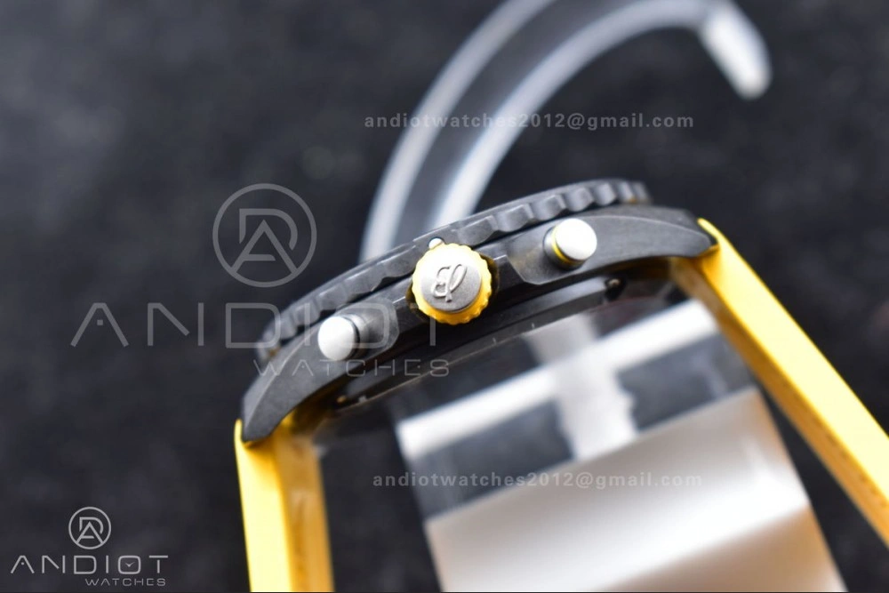 OF Factory Breilting Endurance Pro 44mm