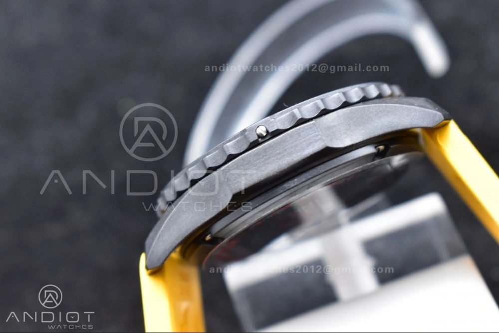 OF Factory Breilting Endurance Pro 44mm