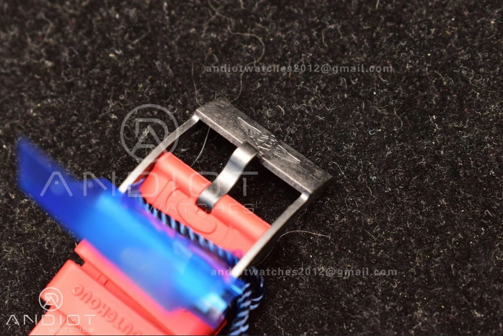 OF Factory Breilting Endurance Pro 44mm