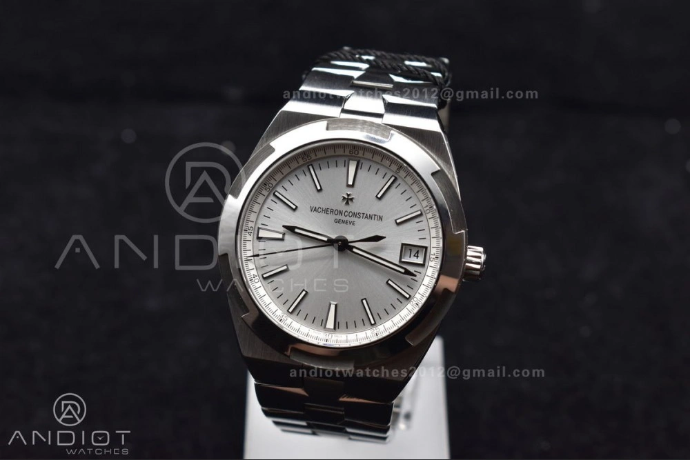 Overseas 4500V SS ZF 1:1 Best Edition Silver Dial on SS Bracelet A5100