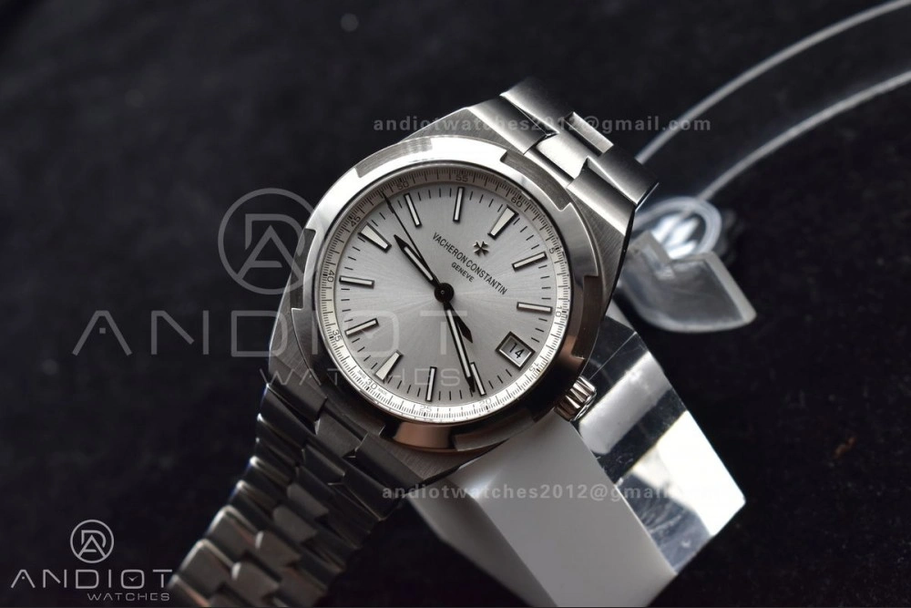 Overseas 4500V SS ZF 1:1 Best Edition Silver Dial on SS Bracelet A5100